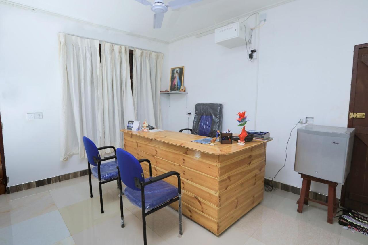 Trinco Star Cabana Trincomalee Bagian luar foto