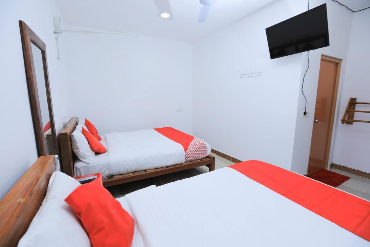 Trinco Star Cabana Trincomalee Bagian luar foto